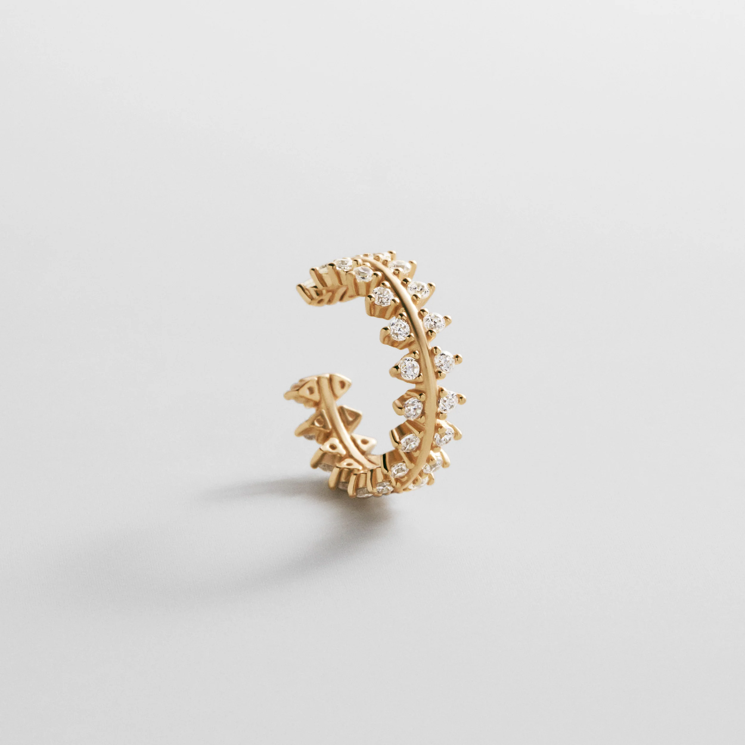 Victoria 18K Gold Ear Cuff - Gold/Pavé
